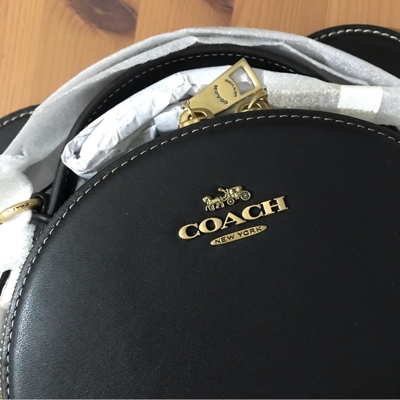 🐭 Disney X Coach Mickey Mouse Ear Bag - Picture 7 of 14